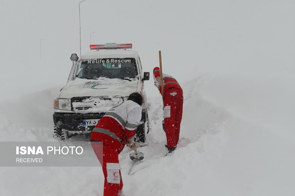 تصاویر: بارش سنگین برف در کوهرنگ چهارمحال و بختیاری