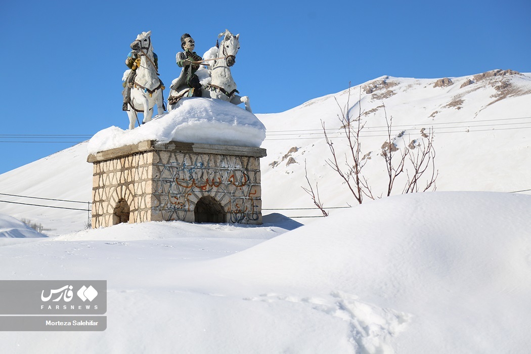 تصاویر: کوه‌ برف در «کوهرنگ»