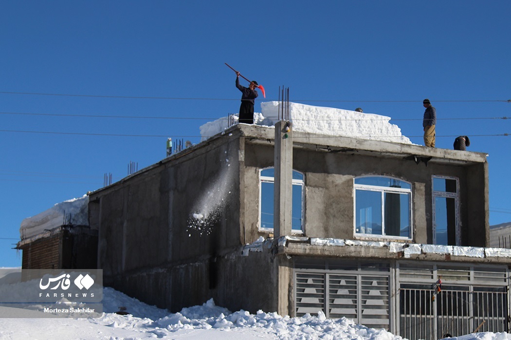 تصاویر: کوه‌ برف در «کوهرنگ»