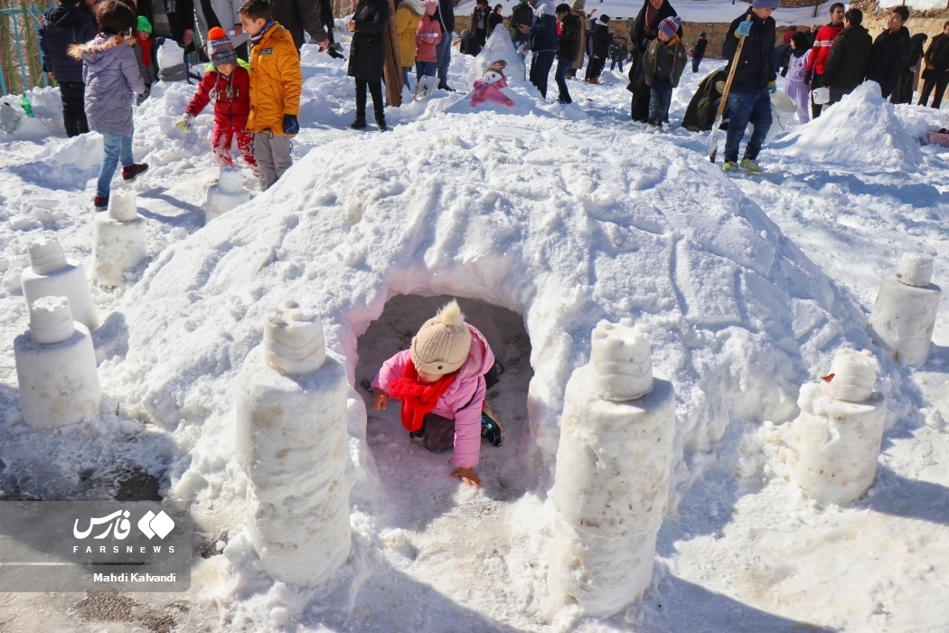 تصاویر: جشنواره آدم برفی در همدان