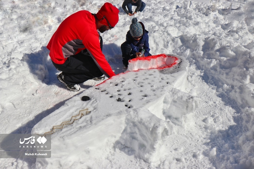 تصاویر: جشنواره آدم برفی در همدان