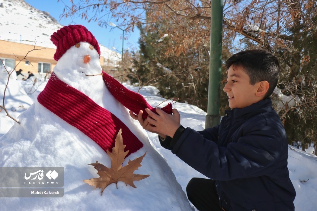 تصاویر: جشنواره آدم برفی در همدان