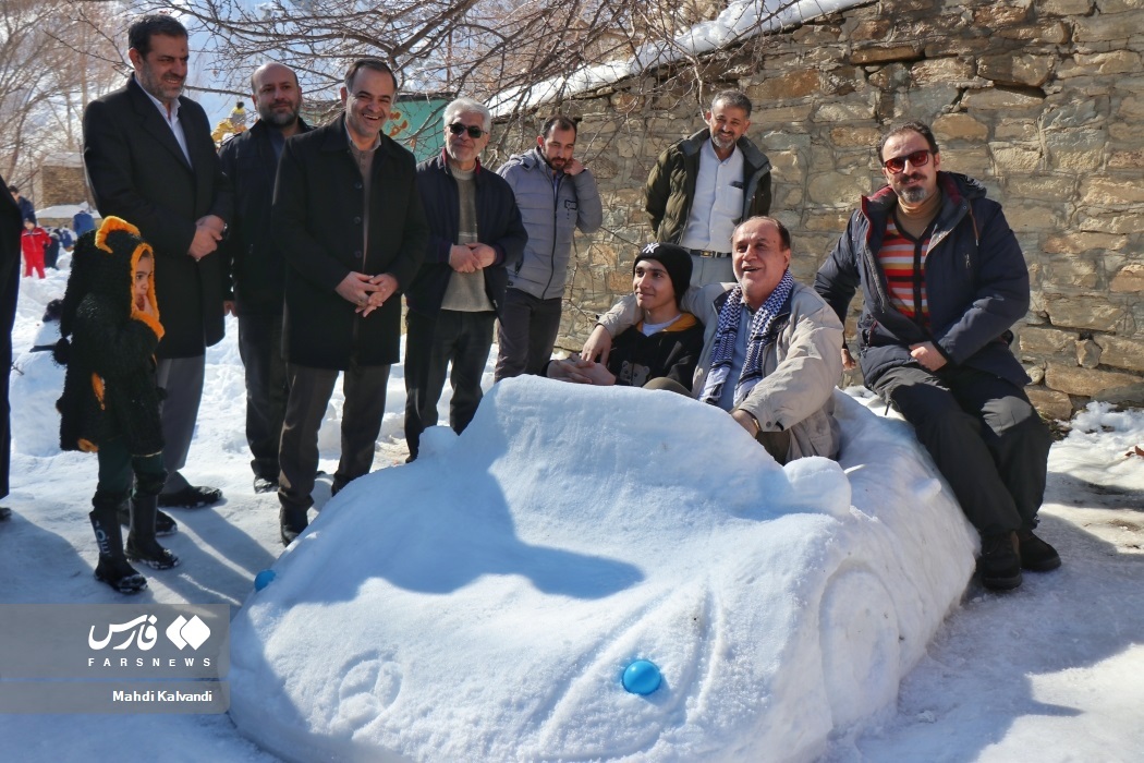 تصاویر: جشنواره آدم برفی در همدان