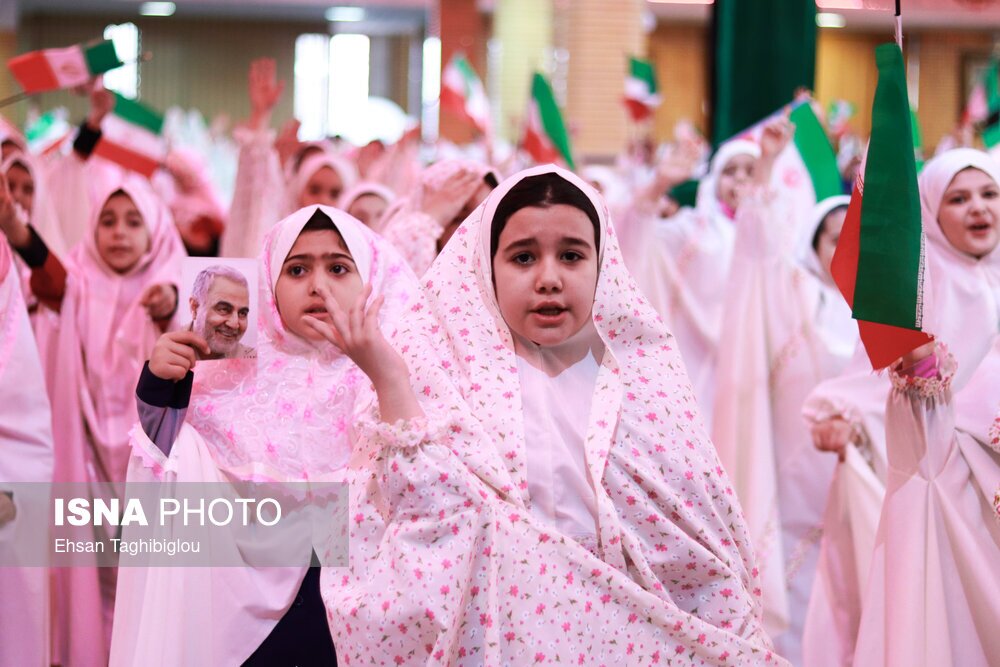 تصاویر: جشن تکلیف هزار نفری در زنجان