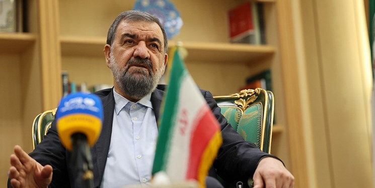 محسن رضایی: بارها «اشک رهبری» برای یتیمان و محرومان را دیدهام محسن رضایی: بارها «اشک رهبری» برای یتیمان و محرومان را دیدهام