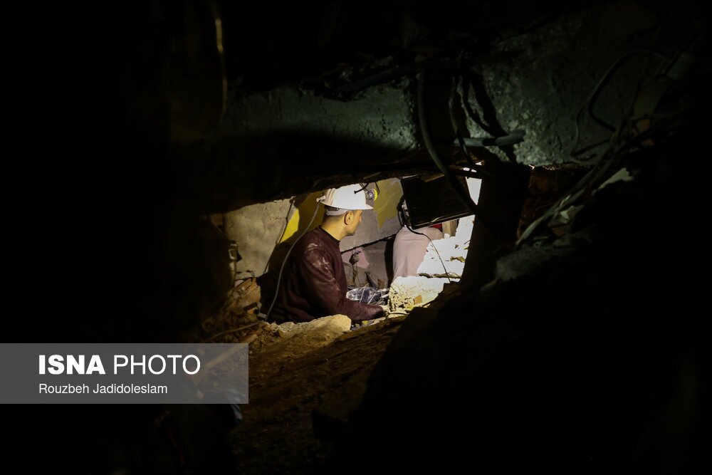 تصاویر: ادامه امداد رسانی‌ها درمناطق زلزله زده ترکیه