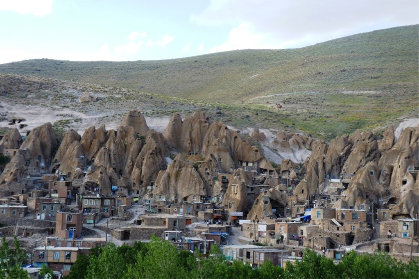 تجربه رزرو هتل تبریز با وبسایت بوکینگ