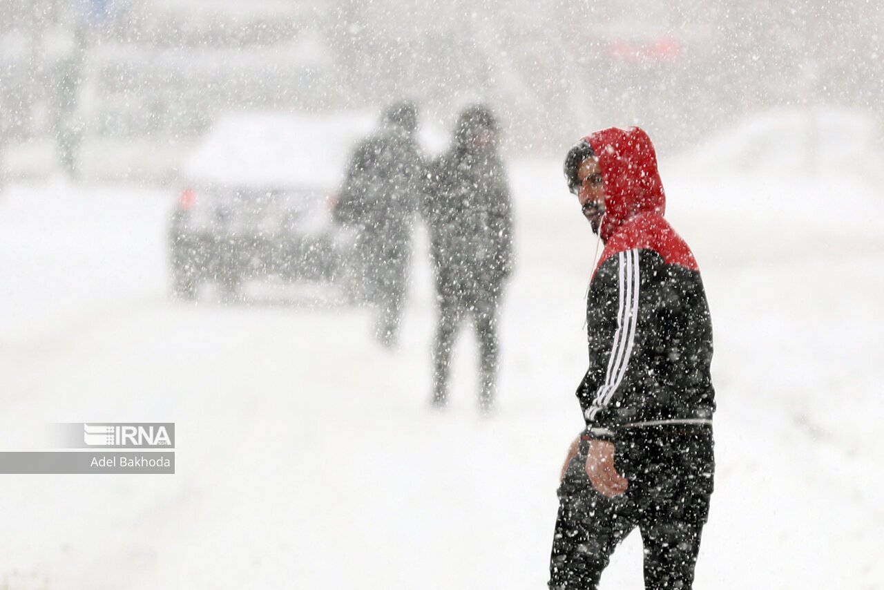 تصاویر: برف سنگینِ همدان