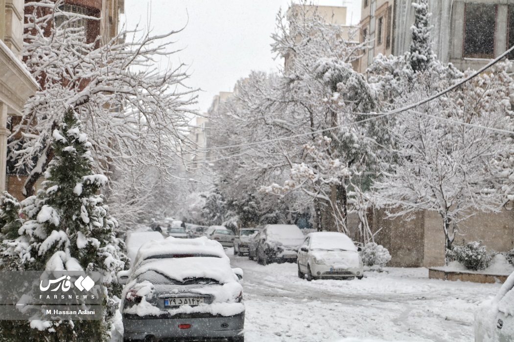 تصاویر: بارش برف در پایتخت