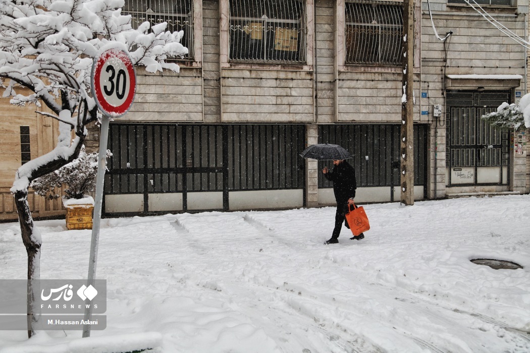 تصاویر: بارش برف در پایتخت
