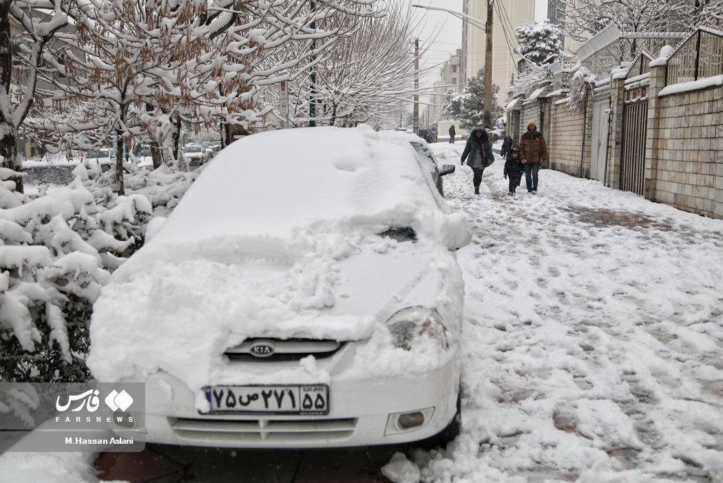 تصاویر: بارش برف در پایتخت