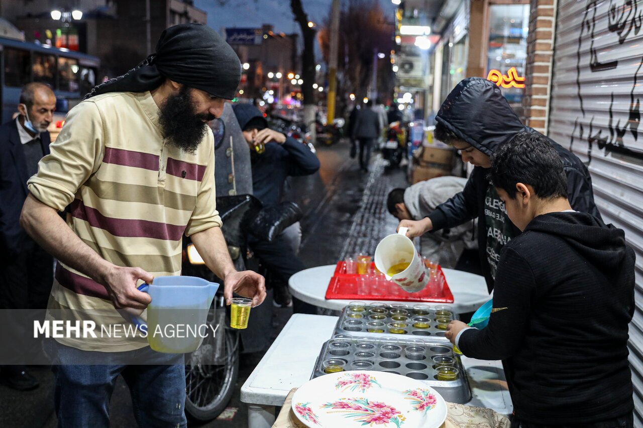 تصاویر: جشن نیمه شعبان در محل‌های تهران