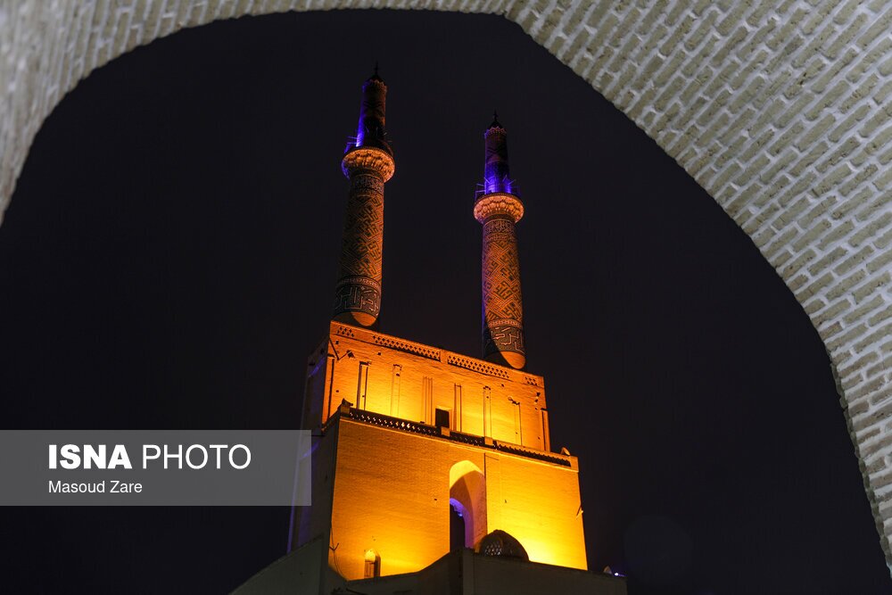 تصاویر: شب‌های روشن یزد