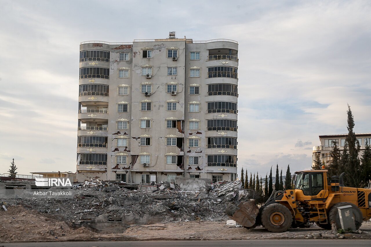 تصاویر: بازدید وزیر خارجه از مناطق زلزله زده ترکیه