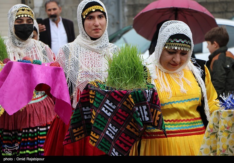 تصاویر: آئین استقبال از نوروز در آستانه اشرفیه