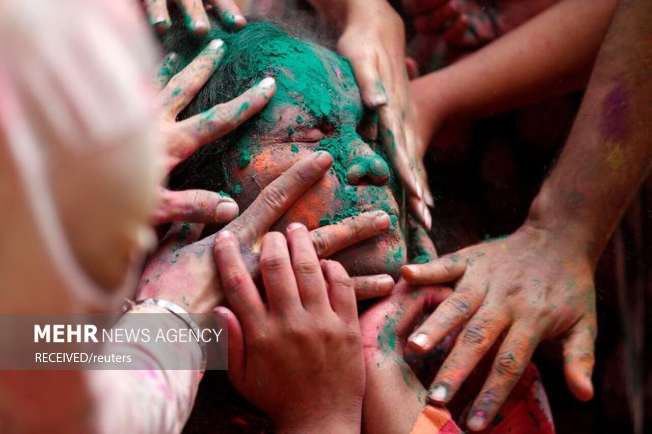 تصاویر: جشنواره رنگ‌ها در هند