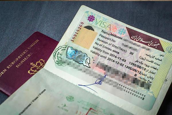 معرفی 3 روش رایج تمدید پاسپورت ایرانی در کانادا