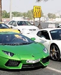 ویدیو / پارکینگ مدرسه خصوصی با ماشین های لوکس در دبی