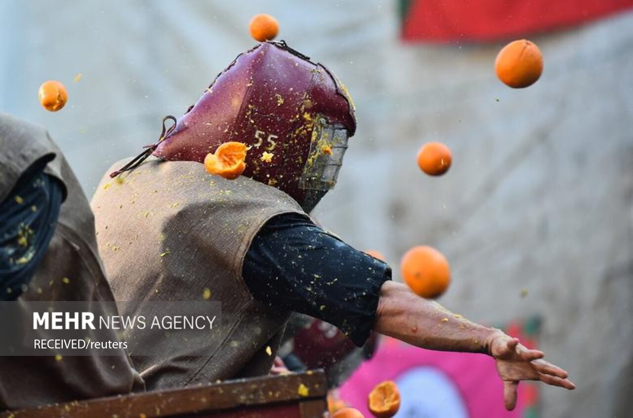 تصاویر: جشن سالانه پرتقال در ایتالیا