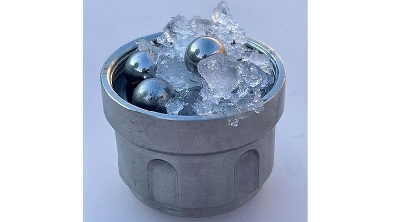 یک نوع جدید یخ به طور تصادفی کشف شد