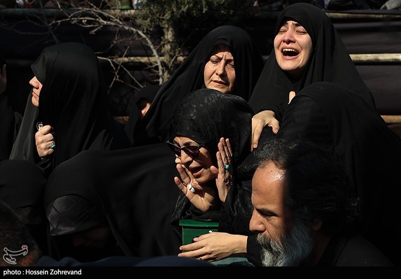 تصاویر: مراسم تشییع پیکر آتش نشان شهید قریب رضا دارابی
