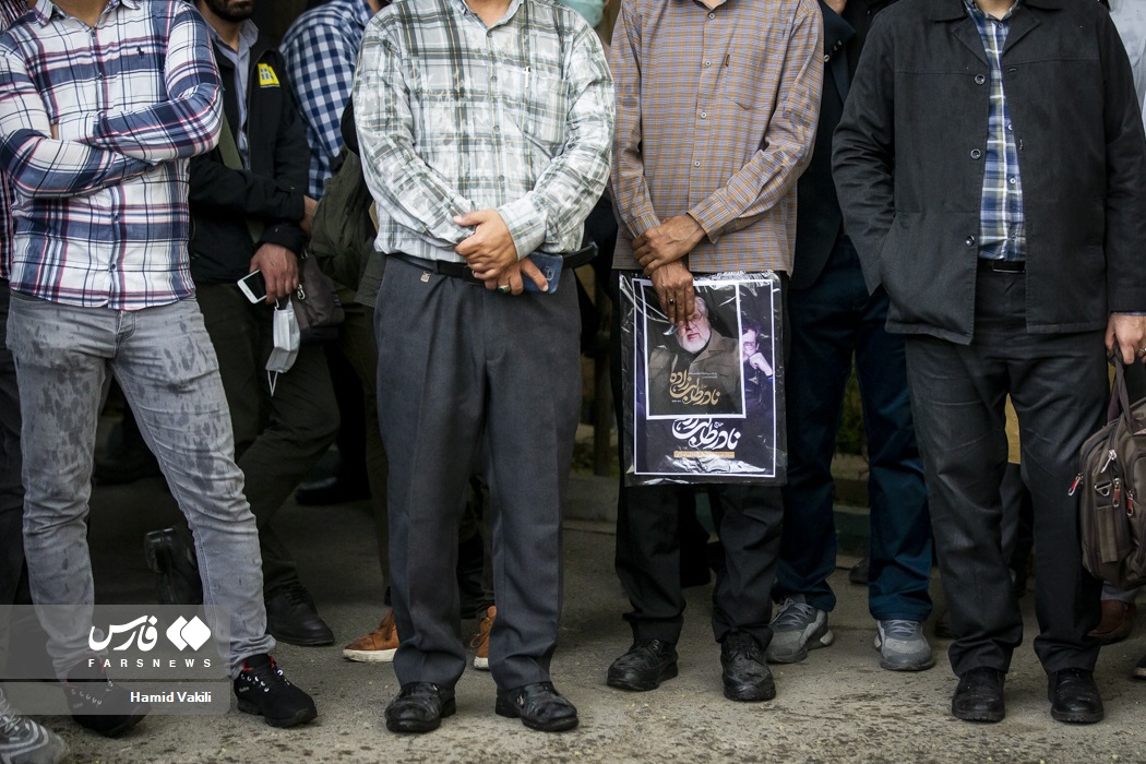 تصاویر: مراسم وداع با پیکر نادر طالب&zwnj; زاده