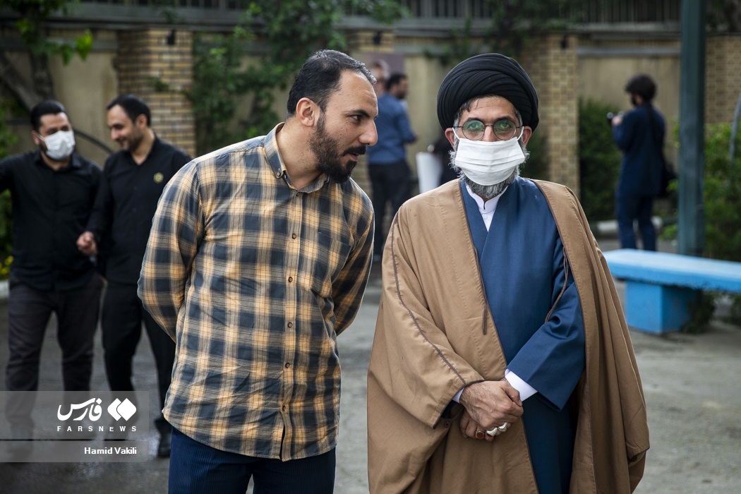 تصاویر: مراسم وداع با پیکر نادر طالب&zwnj; زاده