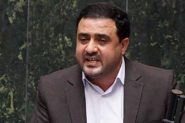 نماینده مجلس: ۳۰ میلیون نفر از خانوارهای محروم از یارانه دولتی بی‌بهره هستند