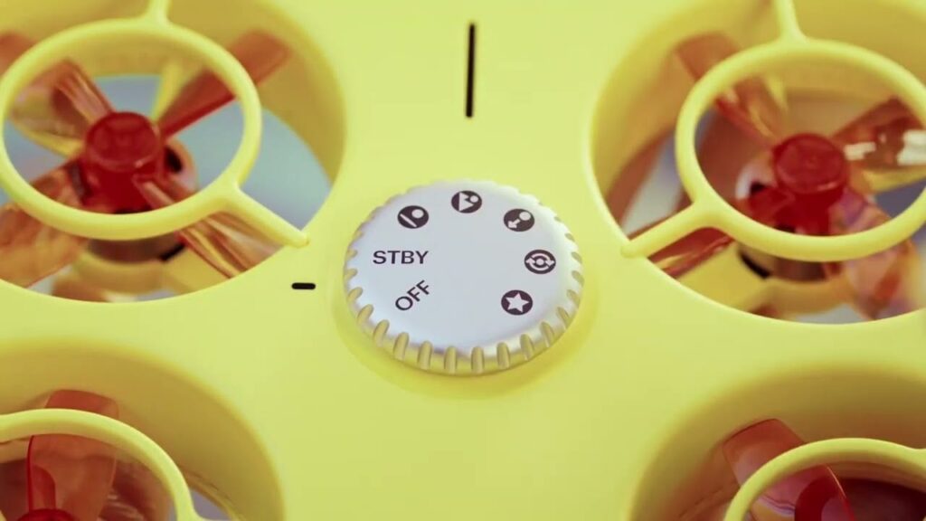 پهپاد جیبی اسنپ چت برای عکاسی و فیلمبرداری سلفی