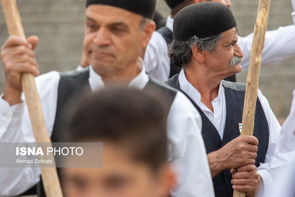 تصاویر: مراسم سنتی بیل گردانی در نیم ور محلات