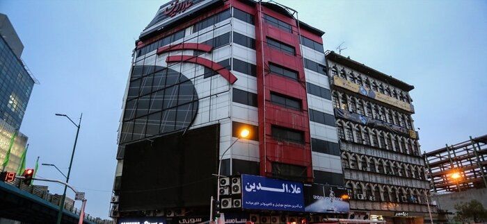 شهردار منطقه ۱۱ تهران: ساخت طبقه هفتم پاساژ علاءالدین منتفی شد