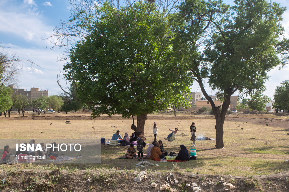 تصاویر: آیین پنجاه بدر در قزوین