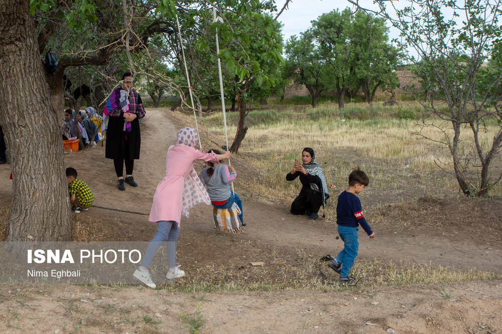 تصاویر: آیین پنجاه بدر در قزوین
