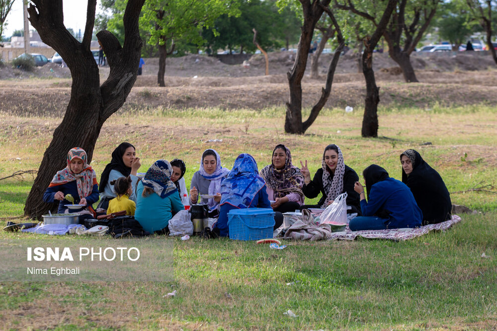 تصاویر: آیین پنجاه بدر در قزوین