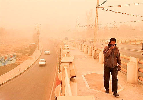 ریزگردها ادارات خوزستان را به تعطیلی کشاند