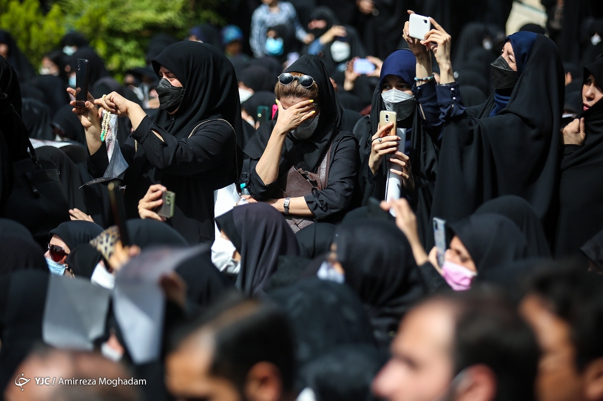 تصاویر: مراسم تشییع پیکر آیت الله فاطمی نیا - دانشگاه تهران