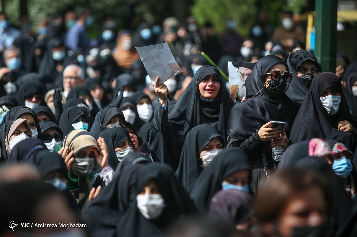 تصاویر: مراسم تشییع پیکر آیت الله فاطمی نیا - دانشگاه تهران