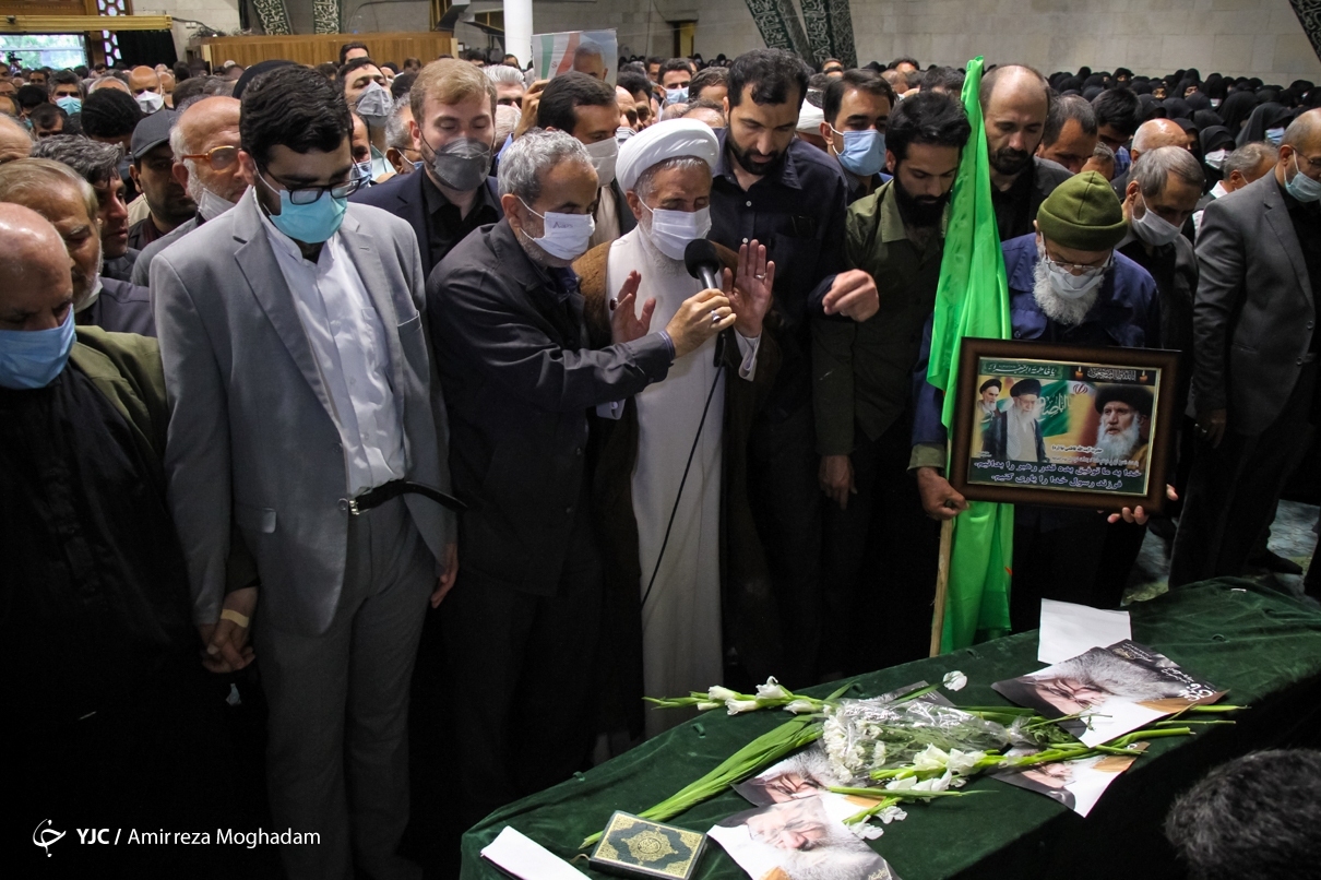 تصاویر: مراسم تشییع پیکر آیت الله فاطمی نیا - دانشگاه تهران