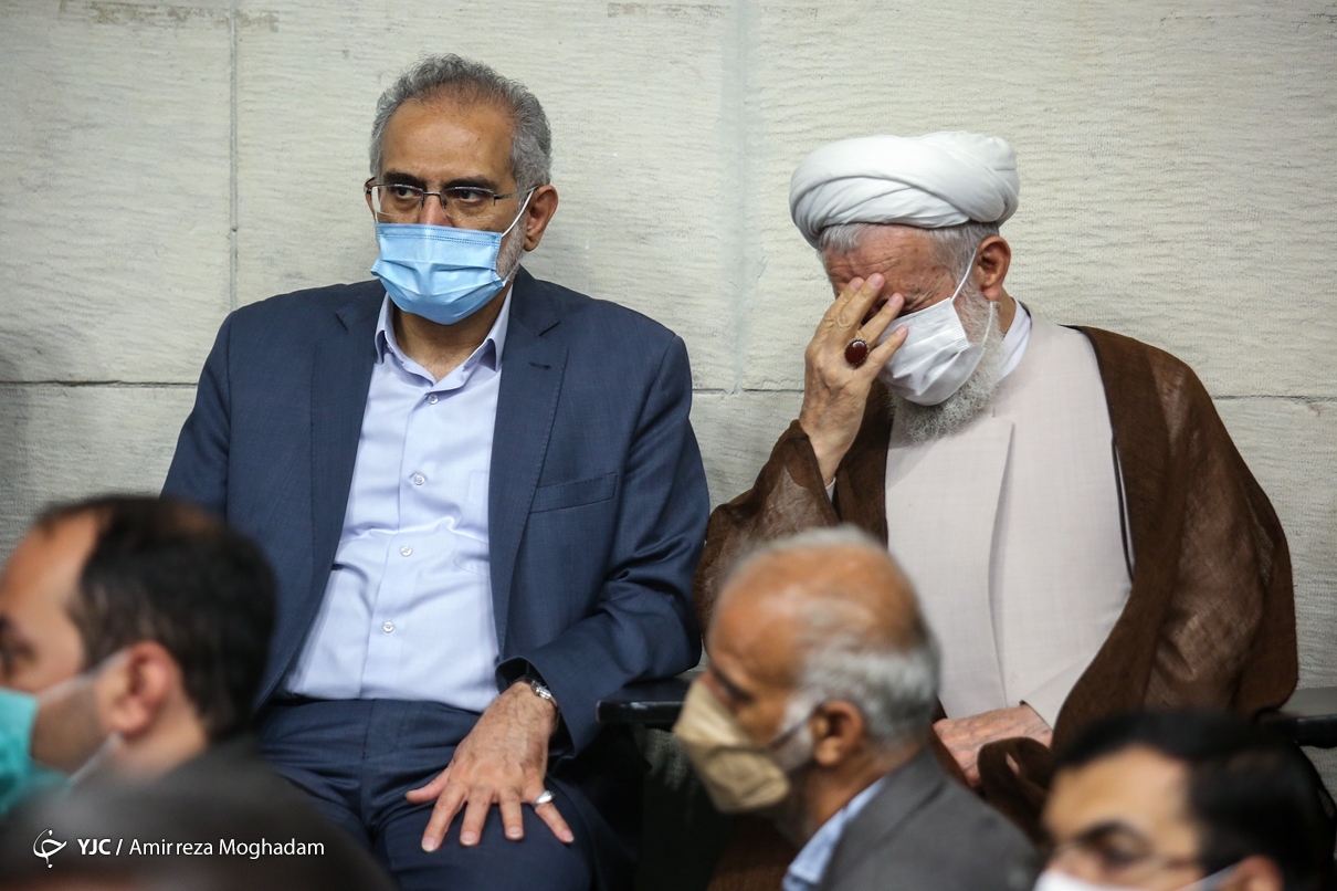 تصاویر: مراسم تشییع پیکر آیت الله فاطمی نیا - دانشگاه تهران