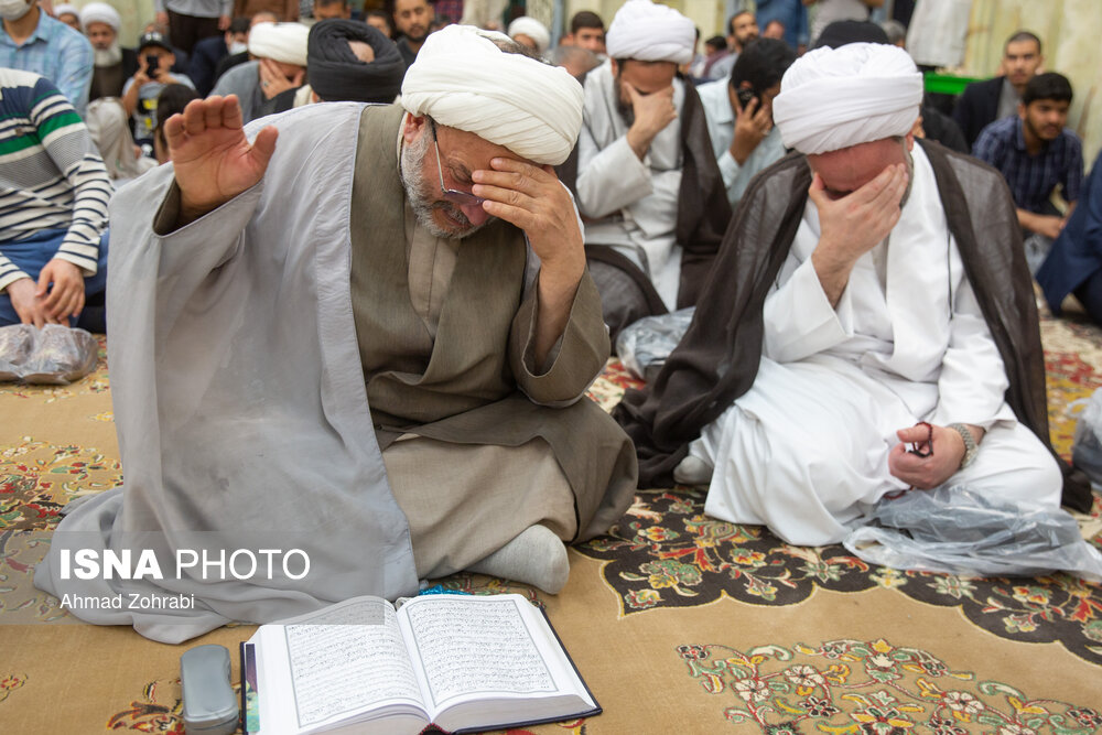 تصاویر: مراسم ختم آیت الله فاطمی نیا در مسجد اعظم قم