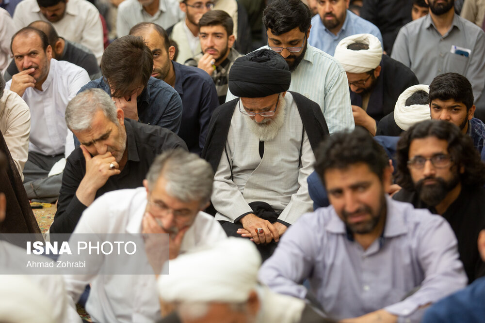تصاویر: مراسم ختم آیت الله فاطمی نیا در مسجد اعظم قم