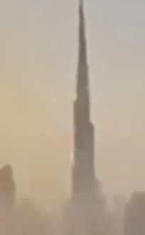 ویدیو / طوفان شن برج خلیفه را در برگرفت