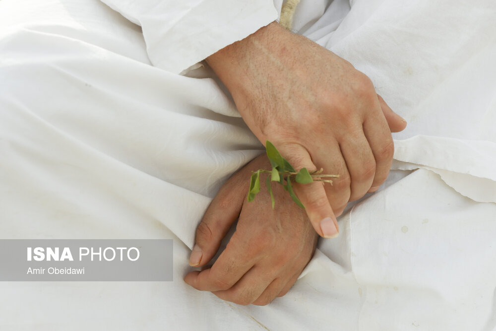 تصاویر: غسل تعمید کودکان مندایی در اهواز