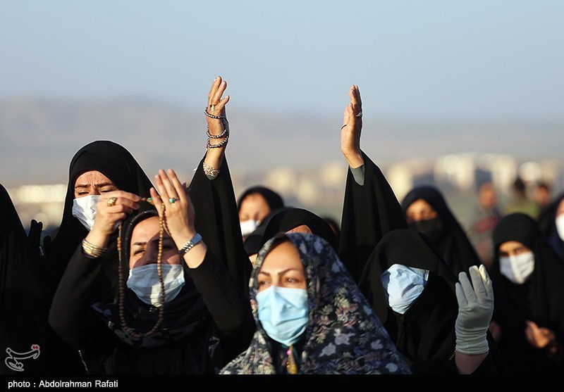 تصاویر: اقامه نماز طلب باران در همدان