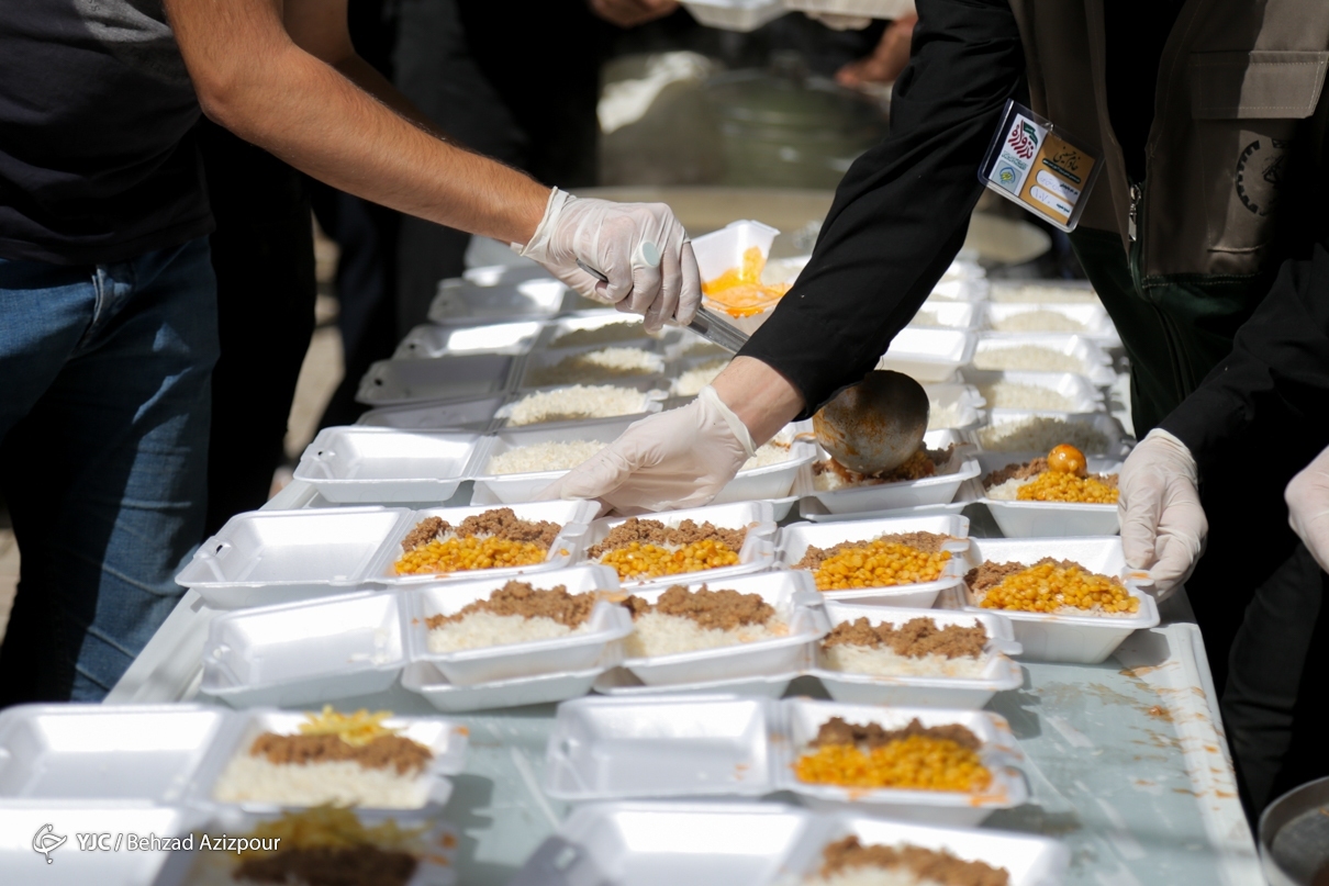 تصاویر: پخت ۷۲ دیگ غذای گرم - تبریز