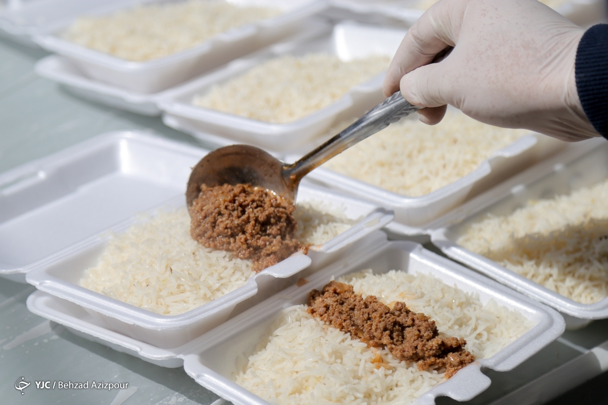 تصاویر: پخت ۷۲ دیگ غذای گرم - تبریز