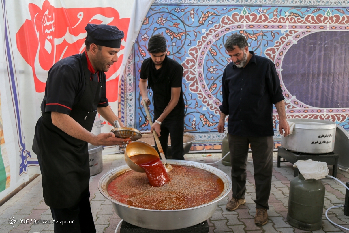 تصاویر: پخت ۷۲ دیگ غذای گرم - تبریز
