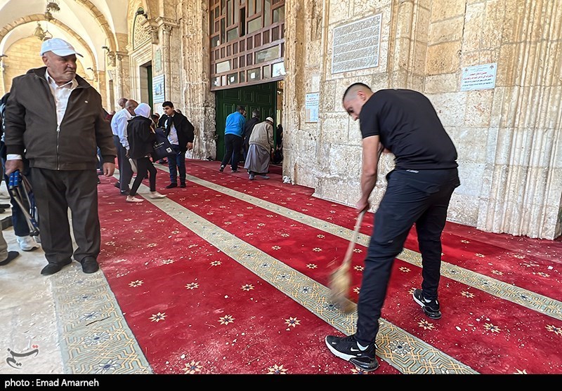 تصاویر: ادامه درگیری ها در مسجد الاقصی