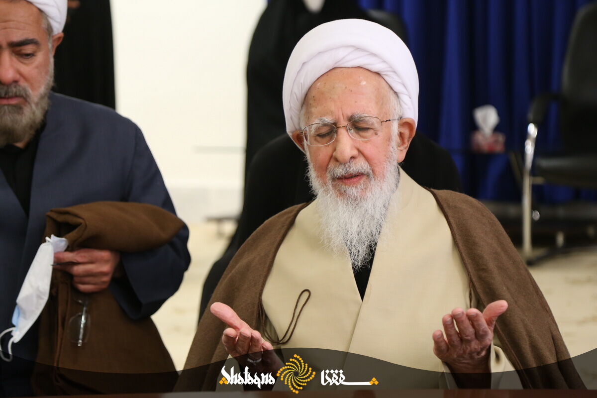 تصاویر: مراسم تشییع همسر  آیت الله جوادی آملی