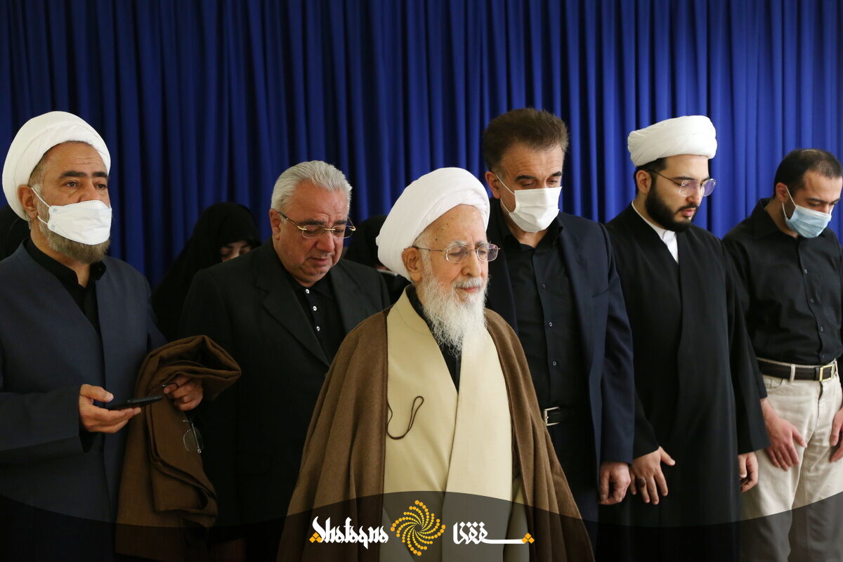 تصاویر: مراسم تشییع همسر  آیت الله جوادی آملی